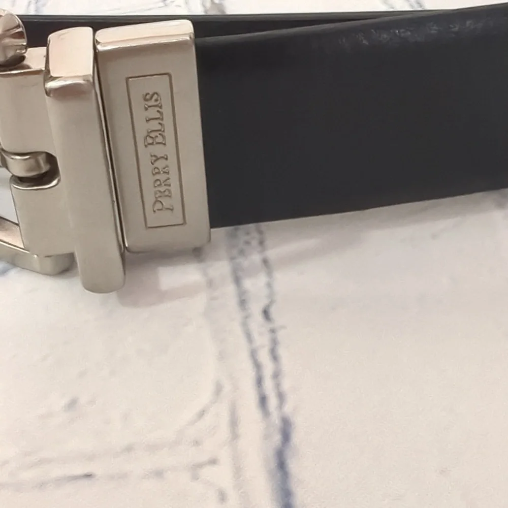 NWOT Men's Perry Ellis Black Bonded Leather Belt with Sliver Hardware Size 36